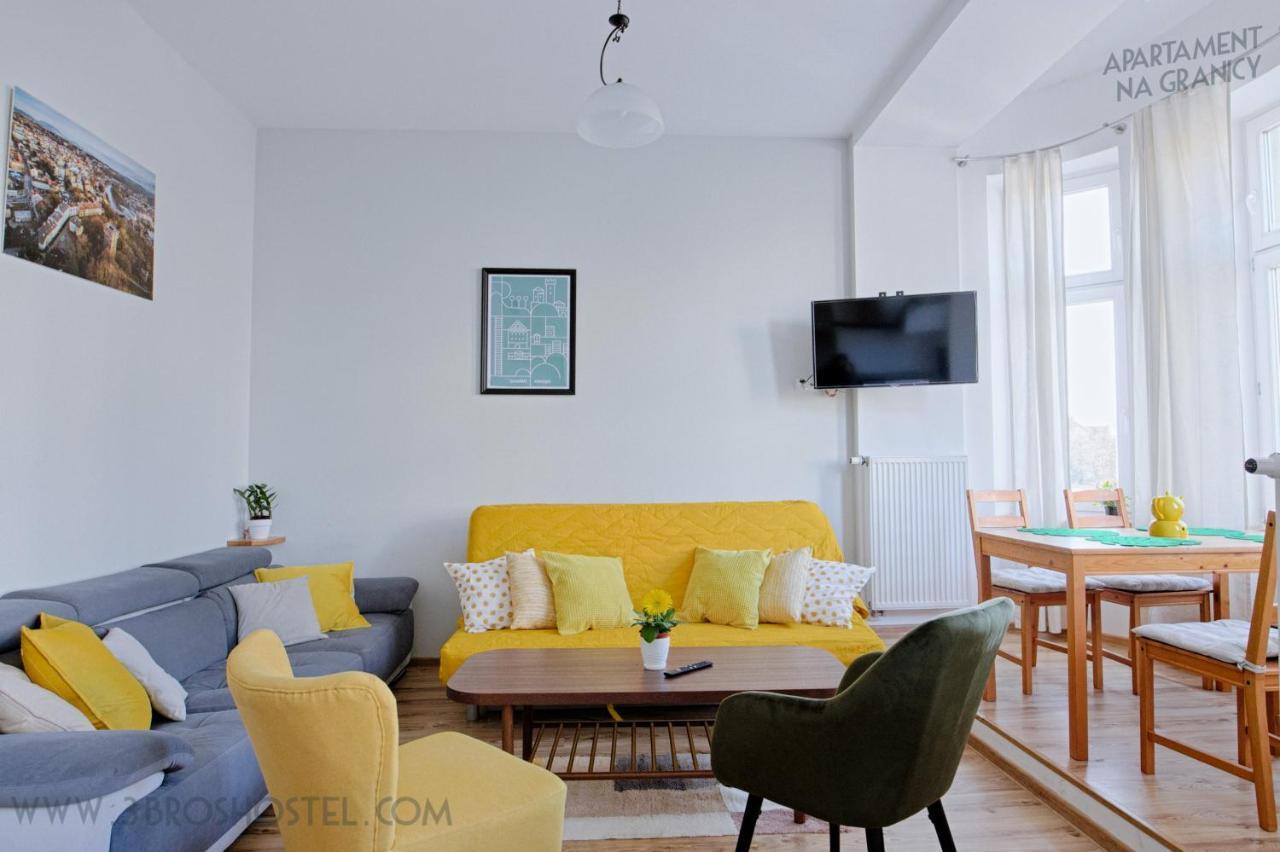 Apartament Na Granicy / Apartment On The Border Cieszyn  Exterior foto
